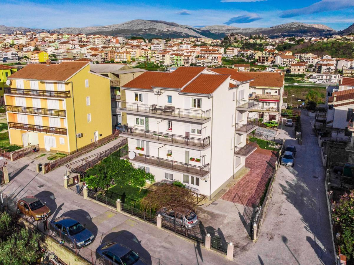 Apartments Mihael Сплит Екстериор снимка