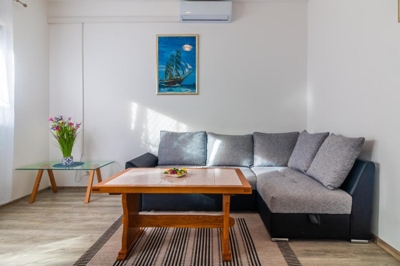 Apartments Mihael Сплит Екстериор снимка