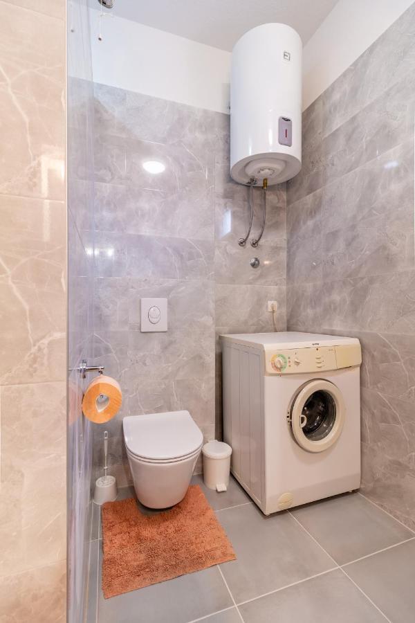 Apartments Mihael Сплит Екстериор снимка