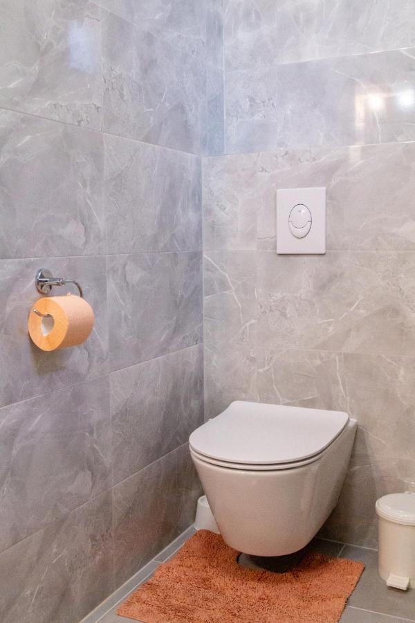 Apartments Mihael Сплит Екстериор снимка