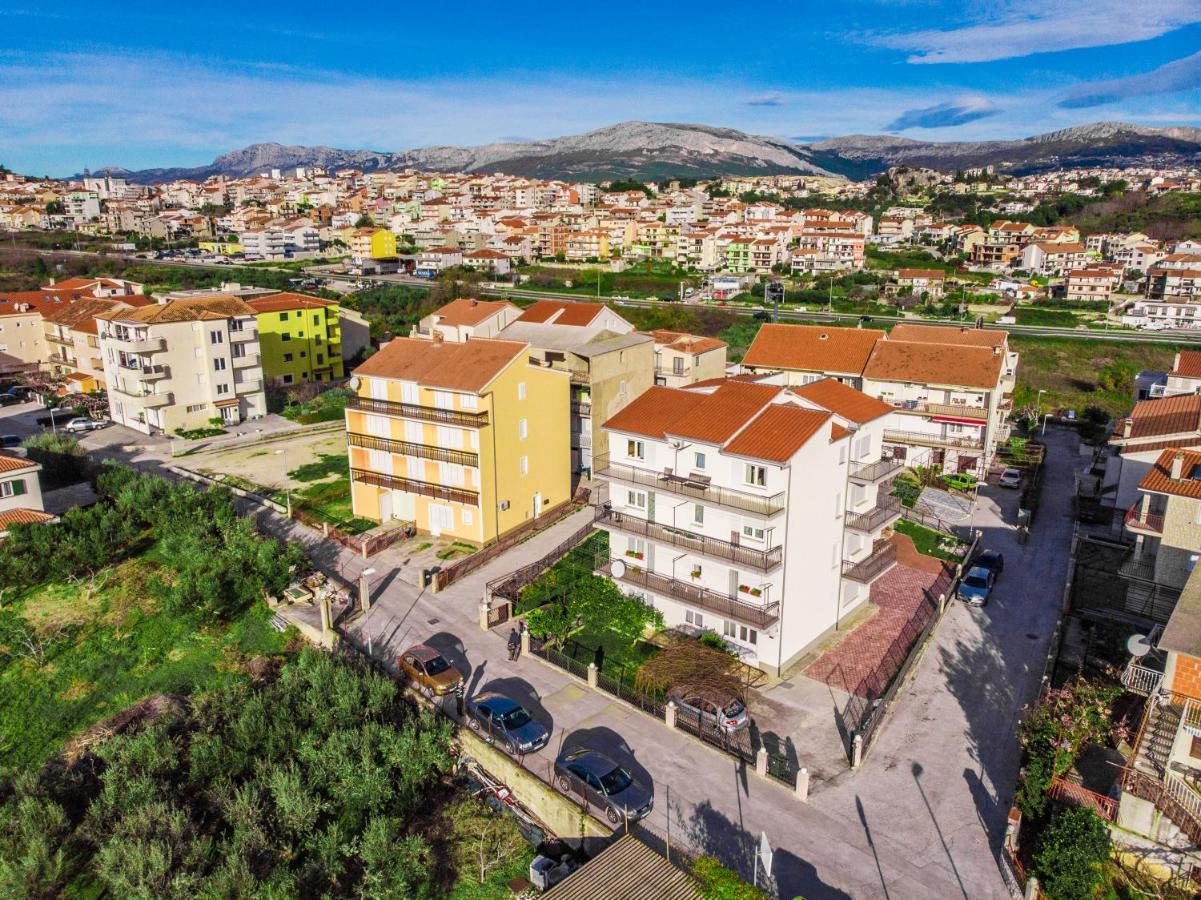Apartments Mihael Сплит Екстериор снимка