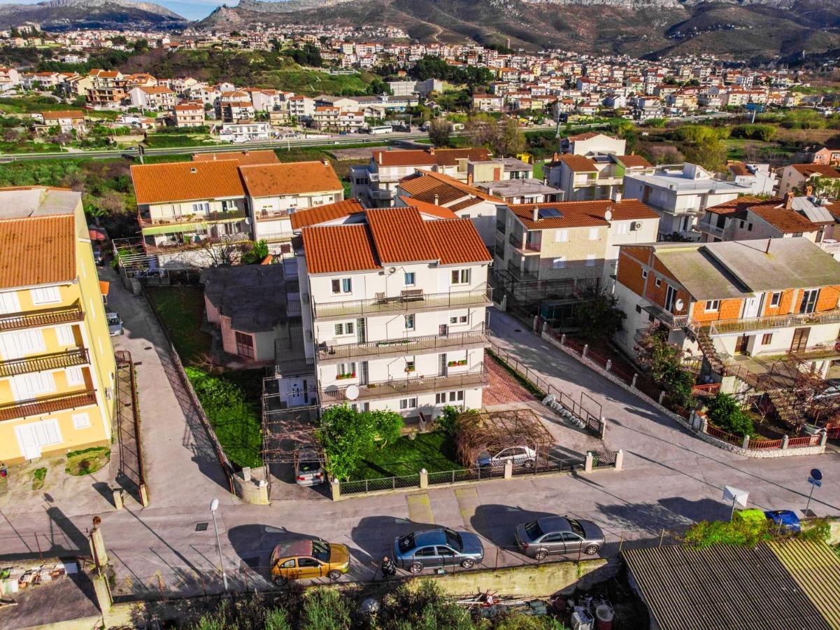 Apartments Mihael Сплит Екстериор снимка