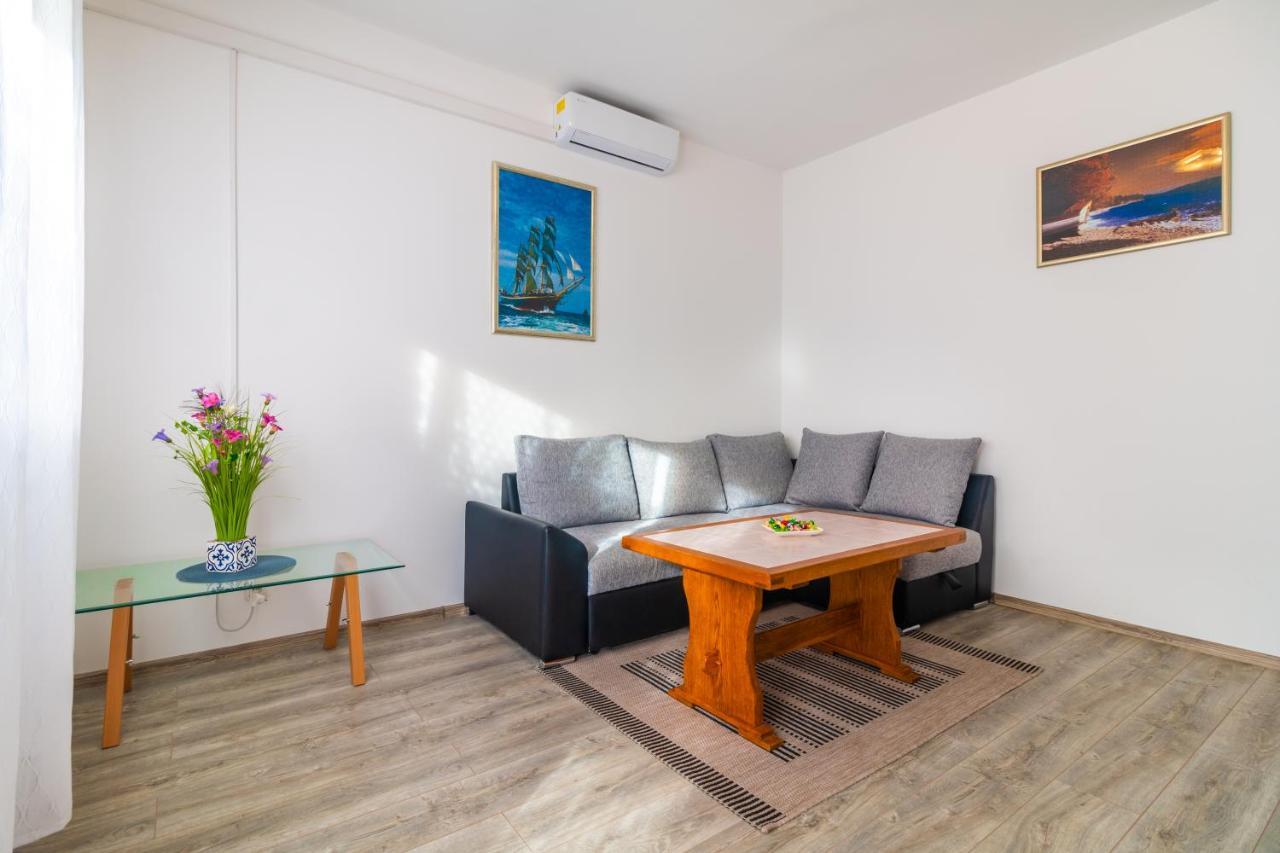 Apartments Mihael Сплит Екстериор снимка