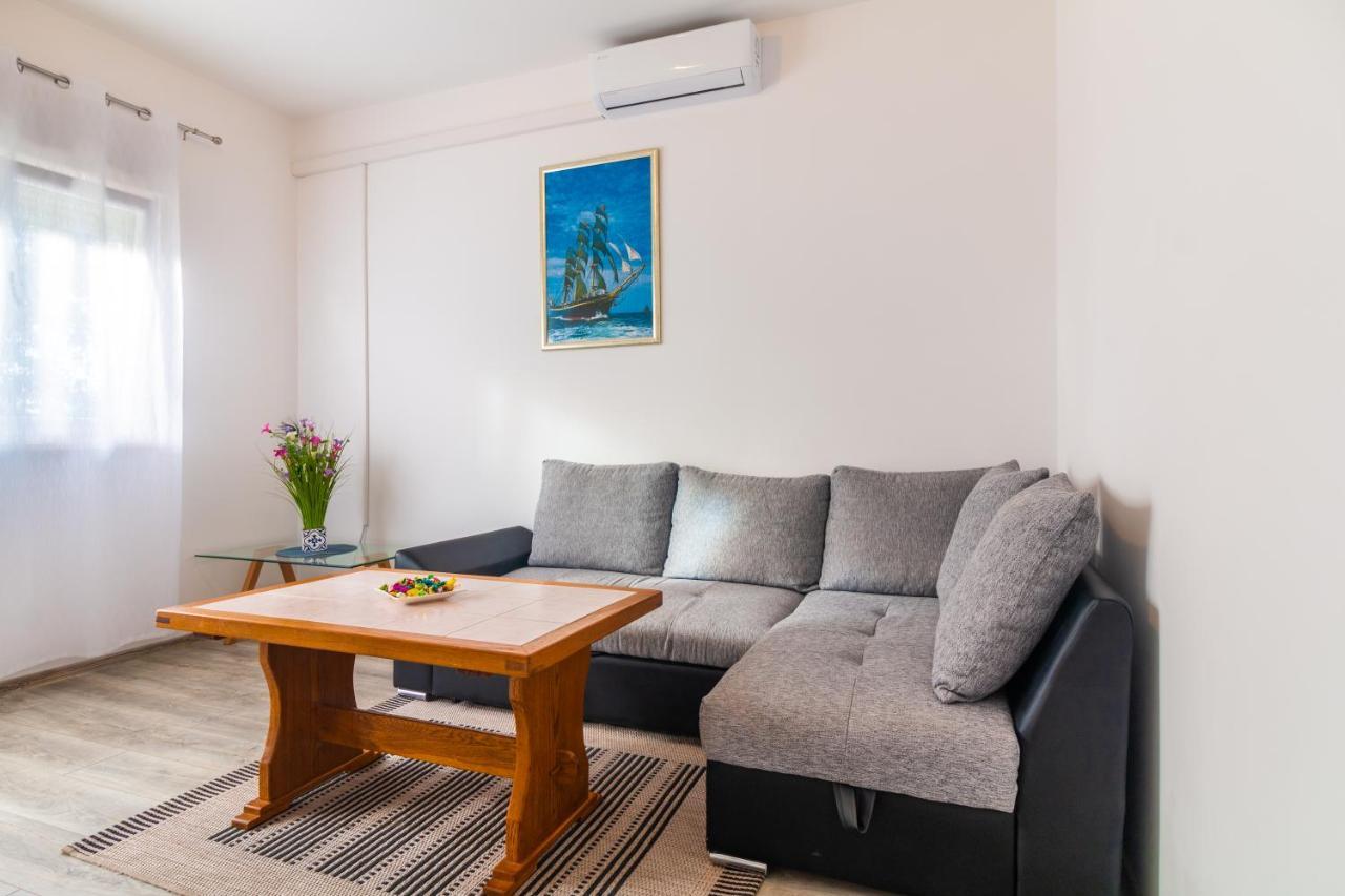 Apartments Mihael Сплит Екстериор снимка