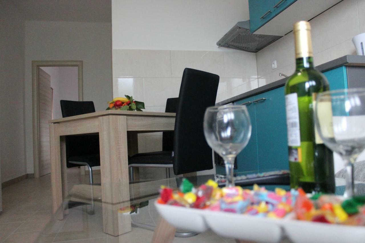 Apartments Mihael Сплит Екстериор снимка